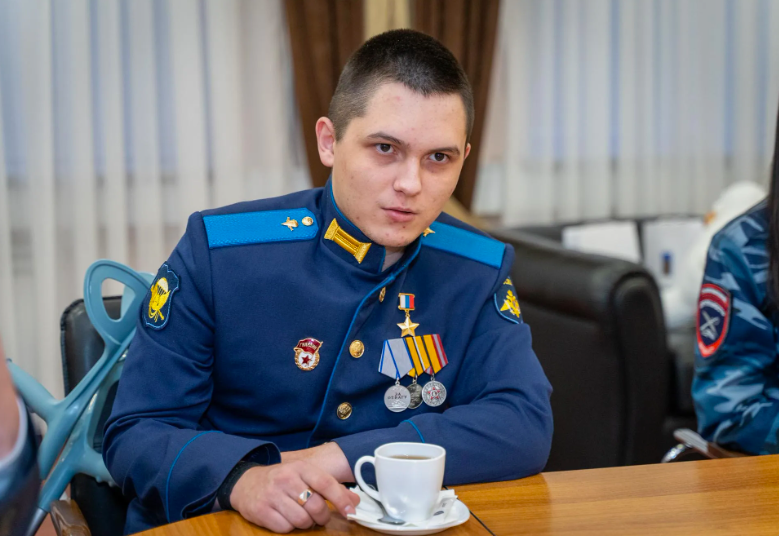 Фото «Это всё неправда». Появились новые подробности загадочного исчезновения Героя России из Сибири Алексея Асылханова 2